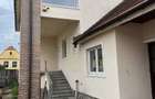 Inchiriez casa 5 camere / curte/ cristian - 2