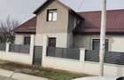 Casă cu Teren 1046 Mp în Lanurile - 2