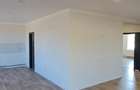 Casa noua cu 3 camere, curte imprejmuita - 11