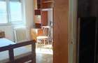 Apartament cu 4 camere decomandat în Dâmbovița