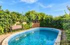 Casa P+1 in Slatina, teren de 308 mp, amprenta la sol de 132 mp, anexa