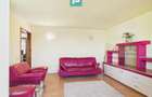 Apartament 3 camere de inchiriat - 360 €/lună