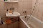Inchiriere garsoniera Mall Vitan, curat, luminos linistit, etaj 1 din 8, mobilat modest dar decent, reabilitat, balcon