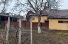 De vanzare 2 case pe teren de1561mp