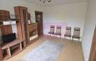 Apartament cu 3 camere de vanzare in Campina, central - 2