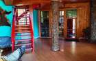 Casa De Vacanta Lepsa| 804 Mp Utili | 14 Camere | Teren 1.857 Mp