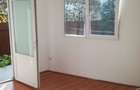 central, casa cu 10 spatii, 3 bai, parter plus 2 etaje, - 6