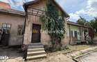 Casa de renovat cu teren 557 mp, central Str. Gh. Bari?iu - Carei