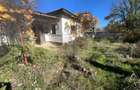 Casa tradi?ionala cu teren 4.500 mp ?i anexe gospodare? - 4