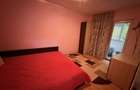 Apartament cu 4 camere decomandat în Micro 4 - 5