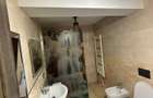 Casa de inchiriat cu 3 camere, curte, garaj si foisor