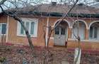 Casă cu 2 camere cu Teren 800 Mp în Tudor Vladimirescu