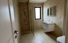 Particular , vila reprezentativa in cartier privat , pe malul lacului - 5
