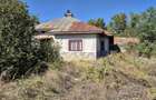 Casă cu 3 camere cu Teren 1000 Mp în Frăsinet