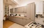 4 camere de închiriat | 160 mp | Bd. Dacia | Rezidență sau birouri