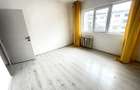 Apartament cu 2 camere de vanzare, et. 3, bloc 1986, zona Nord - 2