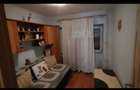 Inchiriez apartament 4camere, zona trust, este mobilat si utilat, etaj 2, Cernavoda