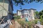Km 5 - Casa 5 camere Bca, Teren 250mp, necesita renovare- 100.000euro - 1
