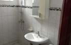 2 camere semidecomandate, confort 1, spatioase, curate, etaj 4, vedere frumoasa, Micro ix, 350 euro