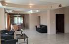 Proprietar inchiriez apartament spa?ios 3 camere + garaj zona Pia?a Spitalului - 6