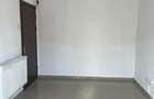 Spatiu comercial de inchiriat ( 4 camere ) - pretabil pentru cabinet medical , coafor , birouri