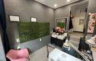 Spa?iu comercial Salon