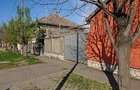 Casă cu 5 camere cu Teren 2800 Mp în Central - 8
