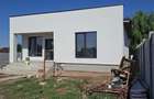 Casă cu 3 camere cu Teren 447 Mp în Central - 3