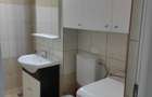 Inchiriez apartament decomandat cu 3 camere. - 3