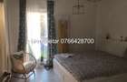 Proprietar vand apartament cu 3 camere + loc de parcare suprateran - 2
