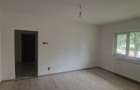 Inchiriez apartament 2 camere semidecomandat nemobilat zona Mioritei - 3