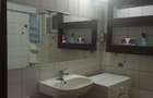 Inchiriez apartament 2 camere sector 4 - 2