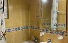 Apartament cu 3 camere decomandat în Titan
