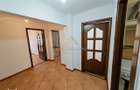 Apartament 3 camere decomandat 70 mp utili si garaj mare sub bloc - 2