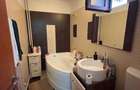 De vanzare apartament 2 camere strada Sovata - 2