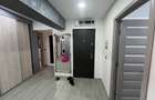 Vand apartament cu 4 camere