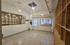 Spatiu comercial Central cu loc de parcare propriu - 2