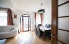 Casa / Vila cu 8 camere de vanzare - 6