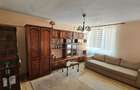 Apartament 2 camere decomandat la curte + garaj + lemnarie,
