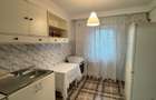 Inchiriez apartament 3 camere, 55 mp, mobilat, etaj 2, zona centrala