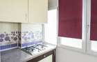 3 camere decomandat, etaj 2 , centrala proprie - 9