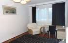 Inchiriez apartament cu 3 camere,decomandat in Cornisa la 5 min de UMF - 9