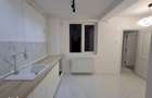 3 camere Rovine, Pia?a Garii etaj 3/4 - 5
