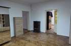 Casa de 3 camere, 130 mp., curte si gradina in zona Micro 1 - 2
