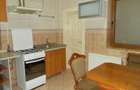 Cotroceni, Romniceanu, parter in imobil mic, spatios, 3 camere, balcon, birouri