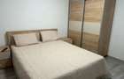 Vand apartament doua camere