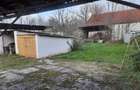 Casa din caramida, teren 800 mp, pe colt, aproape de centrul localitatii Cenei
