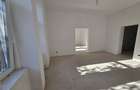 Apartament 4 camere zona centrala - 12