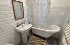 Peninsula 3 camere 84 mp pret 160.000 euro