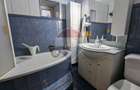 Vanzare Apartament 3 camere  în zona P-ta Alba Iulia